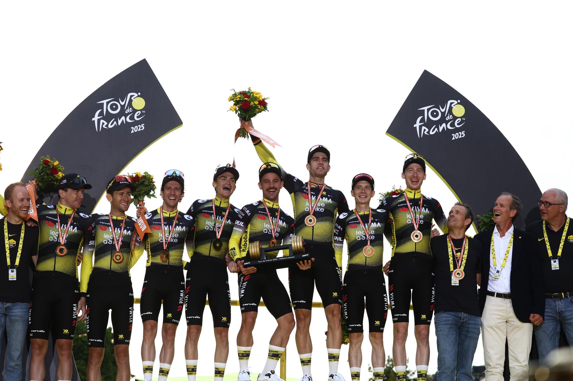 エミー賞9部門受賞　感動巨編！！ROOTS（ルーツ）【レーザーディスク12面】 ONI BEARINGがTeam Visma|Lease a Bikeのツール・ド・フランス